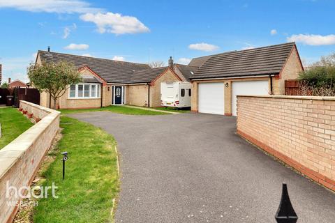 3 bedroom detached bungalow for sale, Kiln Drive, Tydd St Mary