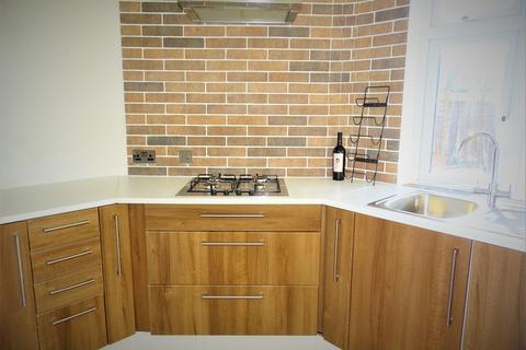 2 bedroom maisonette for sale, Willow Tree Lane, Hayes