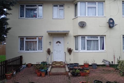 2 bedroom maisonette for sale, Rostrevor Gardens, Southall