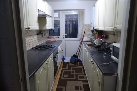 7 Bixley Close, Southall, UB2 4EL
