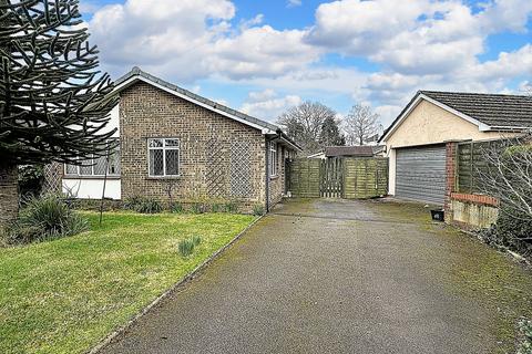3 bedroom detached bungalow for sale, Myvern Close, Holbury, SO45