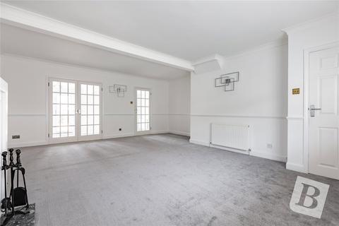 2 Fairfield Road, Ongar, CM5 9HJ