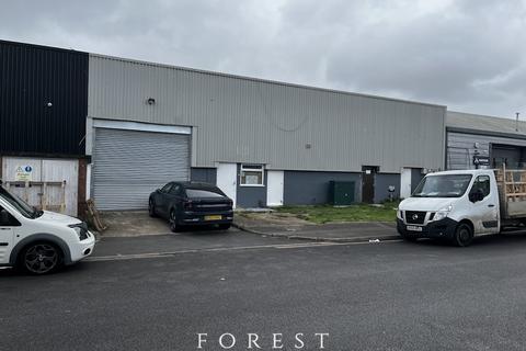 Industrial unit to rent, Unit 2A, 6 Greycaine Road, Watford, WD24 7GP