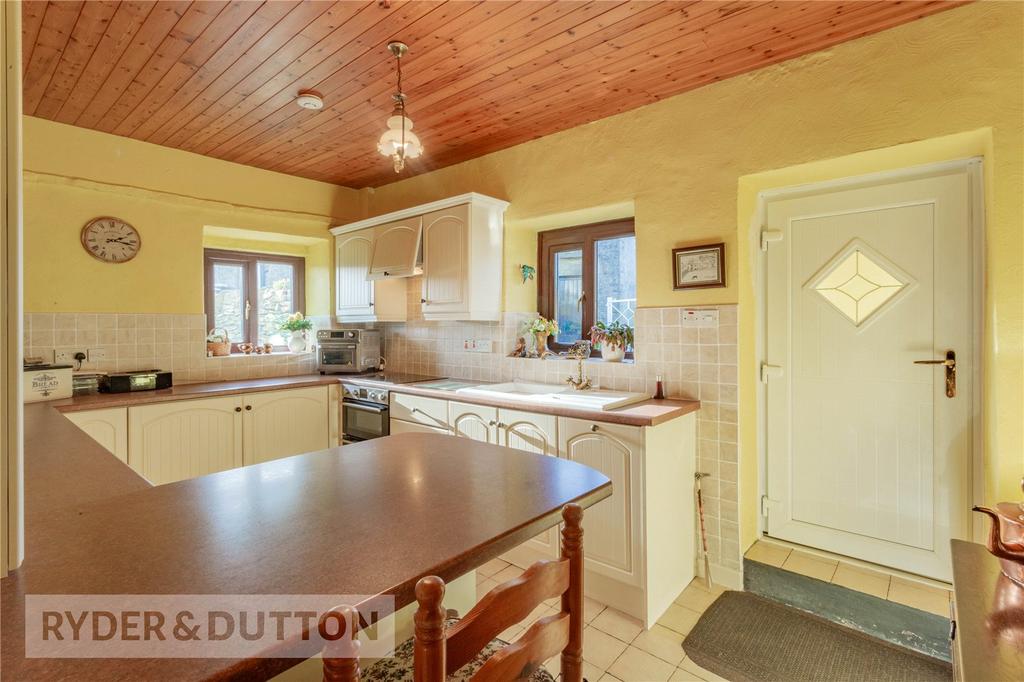 Spacious Kitchen