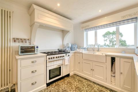 9 Blackstitch Lane, Redditch, B97 5TE