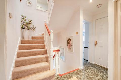 9 Blackstitch Lane, Redditch, B97 5TE