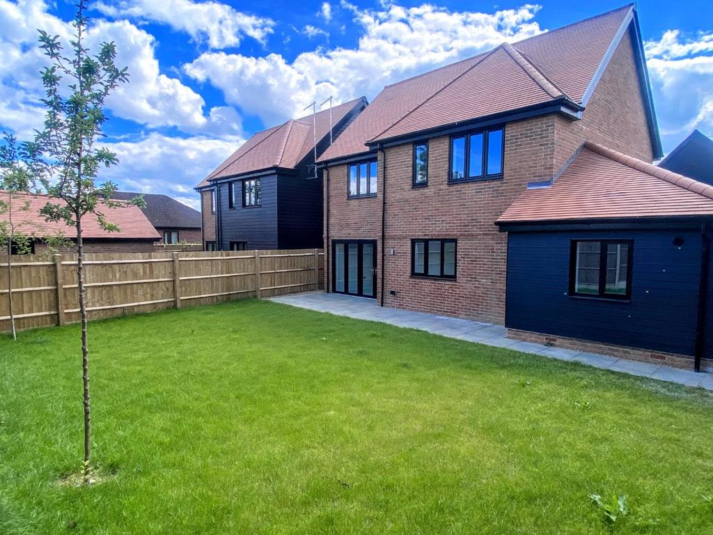 Plot 8 Rear Garden