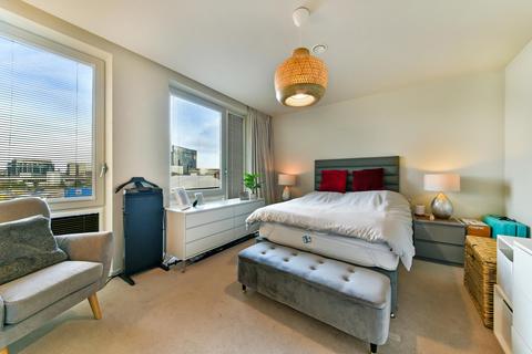 1 bedroom apartment for sale, Isambard Court, Paddlers Avenue, Brentford, TW8
