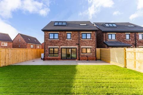 undefined, Victoria Place, Bevan Way, Farnworth