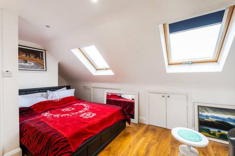 5 bedroom terraced house for sale, Horsenden Lane South, Perivale, Greenford, UB6