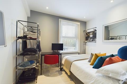 1 bedroom in a house share to rent, High Street, Aylesbury HP20