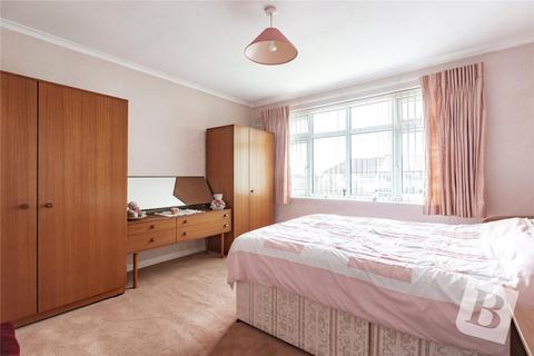 19 Isis Drive, Upminster, RM14 1LJ
