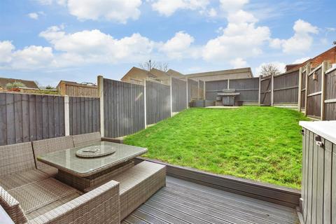 3 bedroom end of terrace house for sale, Sassoon Close, Larkfield, Aylesford, Kent