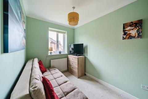 24 Basil Close, Swindon, SN2 2TT