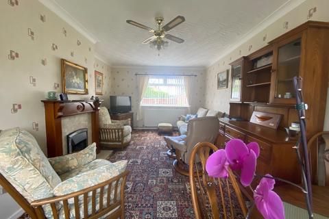 3 bedroom semi-detached house for sale, Marple Crescent, Crewe