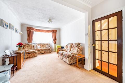 37 Crowlands Avenue, Romford, RM7 9JA