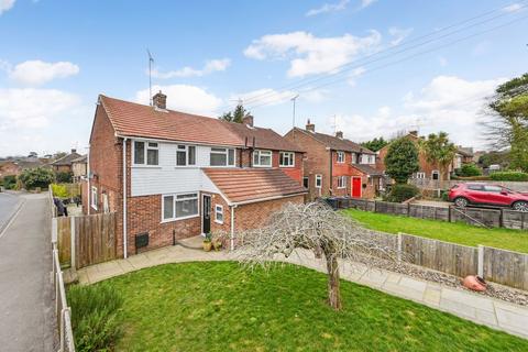 192 Faversham Road, Kennington, Ashford, TN24 9AF