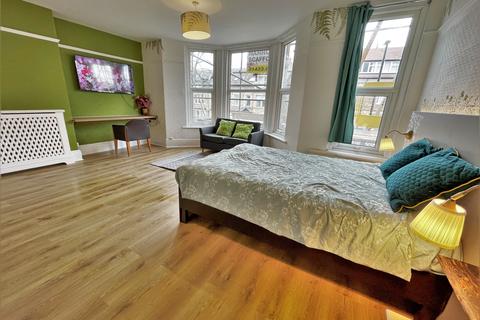 1 bedroom terraced house to rent, 3 Dragon Parade, Harrogate, HG1 5BZ