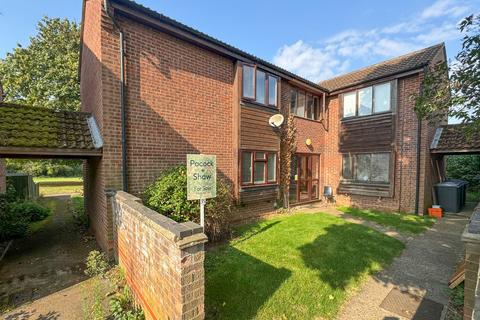 1 bedroom flat for sale, Weston Way, Newmarket, Suffolk