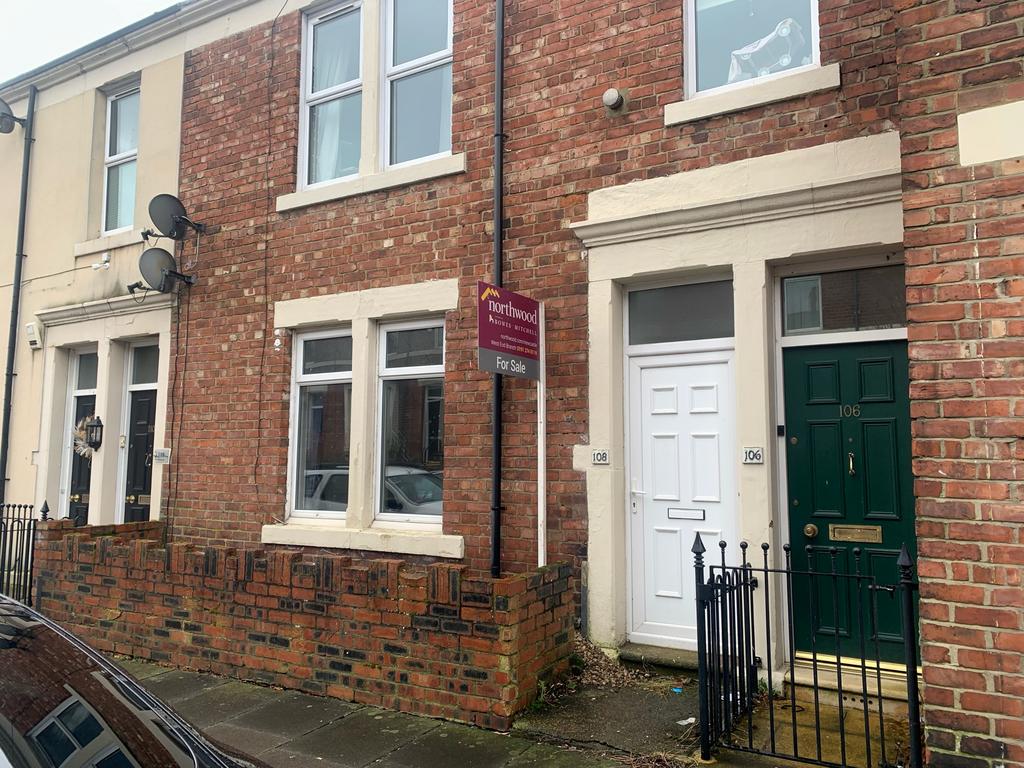 Windsor Avenue, Bensham, Gateshead, NE8 2 bed flat for sale £75,000
