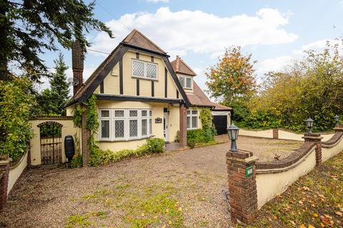 76 High Road, Hockley, SS5 4TA