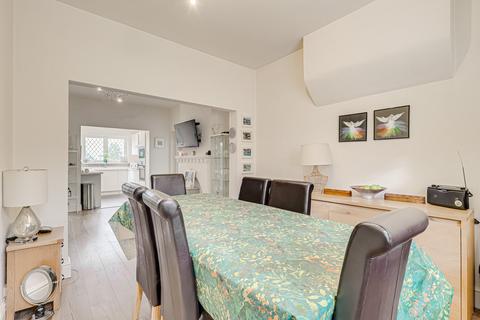 76 High Road, Hockley, SS5 4TA