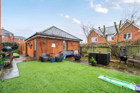 5 bedroom detached house for sale, Snowdrop Walk, Sittingbourne, Kent, ME10