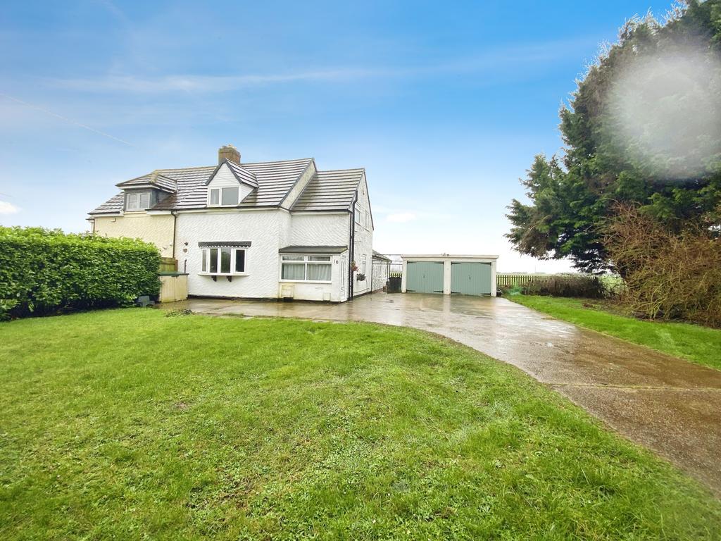 Harrowby Lane, Harrowby, Grantham, NG31 3 bed semidetached house for