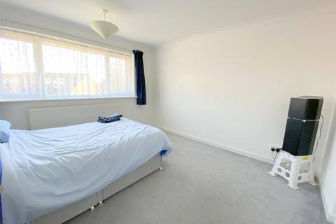 25 Burrell Avenue, Lancing, BN15 8QB