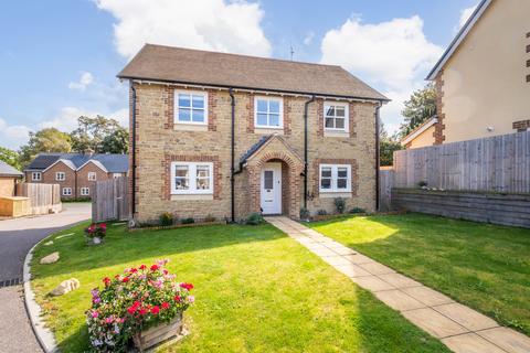 4 bedroom detached house for sale, Old School Close, Petworth