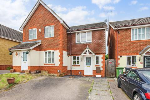 2 bedroom semi-detached house for sale, Dairyglen Avenue, Cheshunt EN8