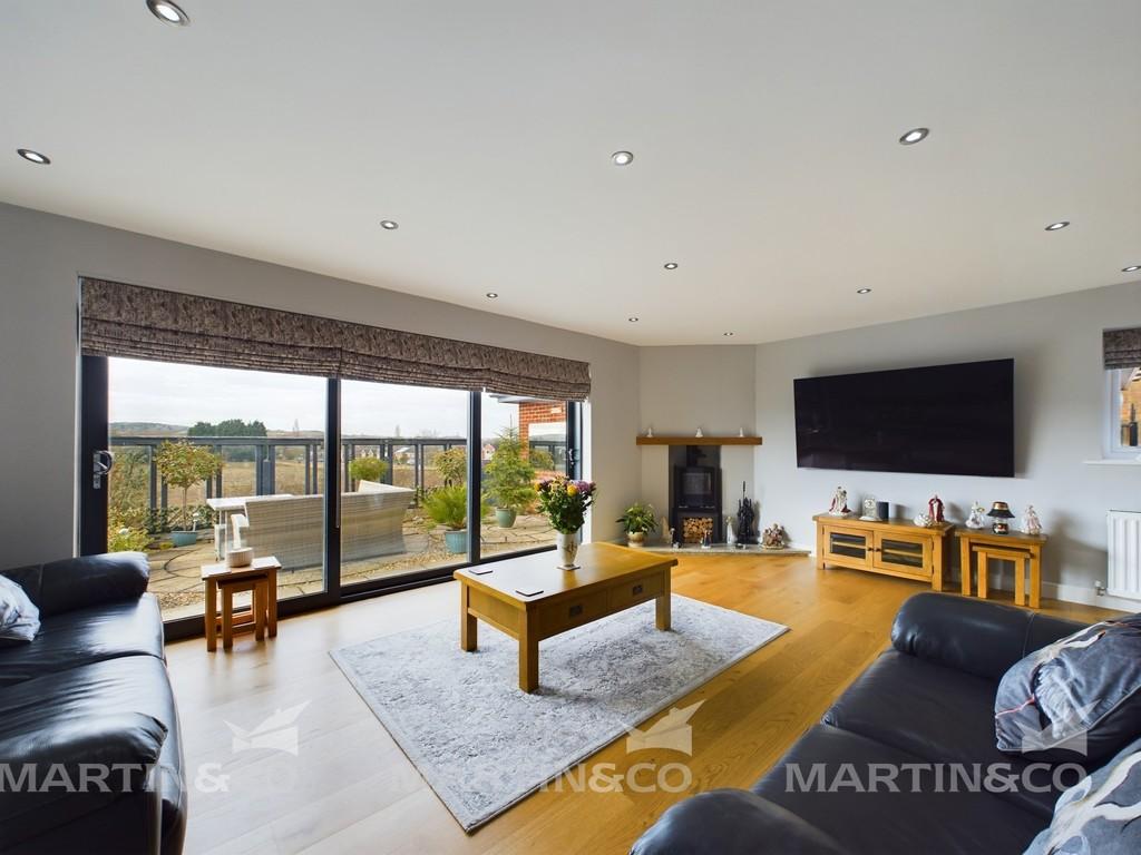 Farm Grange, Balby 3 bed detached bungalow for sale £350,000