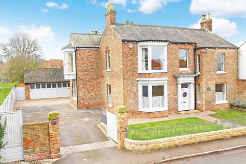 5 bedroom detached house for sale - York Road, Green Hammerton