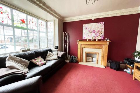 44 Squirrels Heath Road, Romford, RM3 0LJ