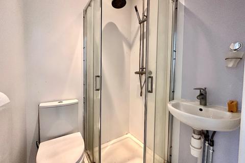 34 Heaton Close, Romford, RM3 7HP