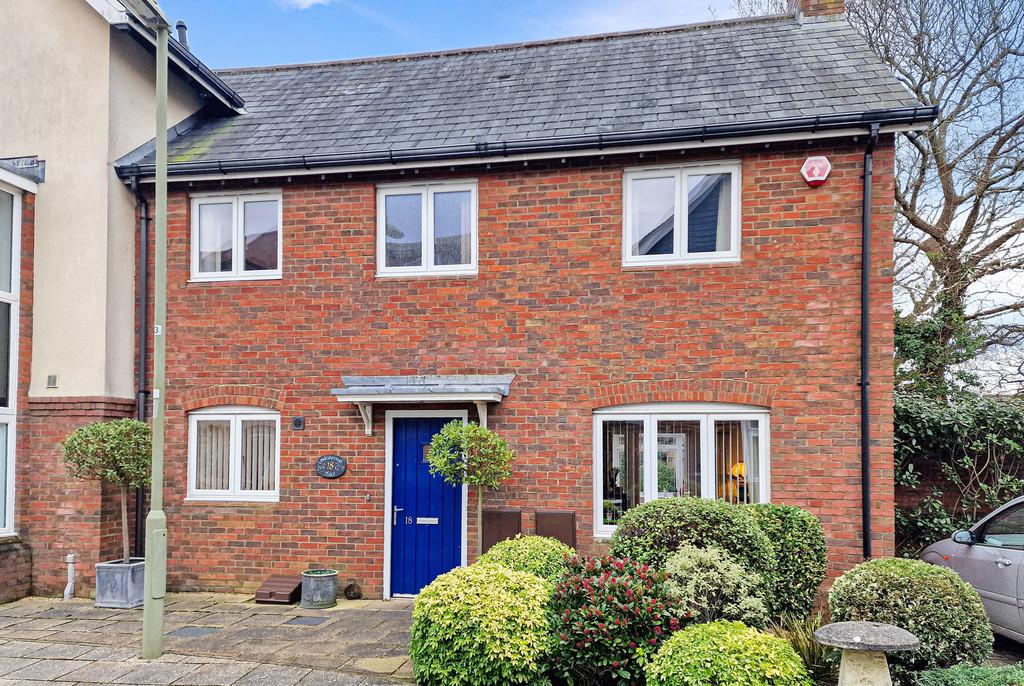 Londesborough Place, Lymington SO41 3 bed semidetached house for sale