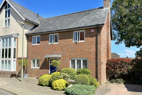 3 bedroom semi-detached house for sale, Londesborough Place, Lymington SO41