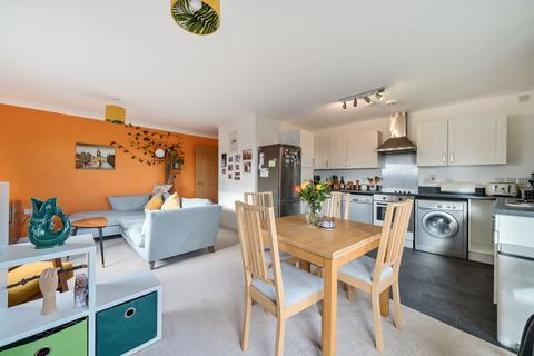 36 Otter Drive, Carshalton, SM5 2FH