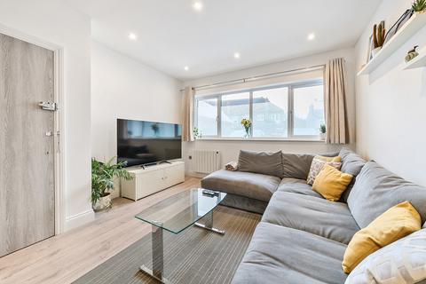 Flat 2, 6 Jay Mews, Carshalton, SM5 2FR