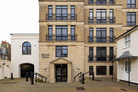 1 bedroom apartment for sale, Russell House, Russell Mews