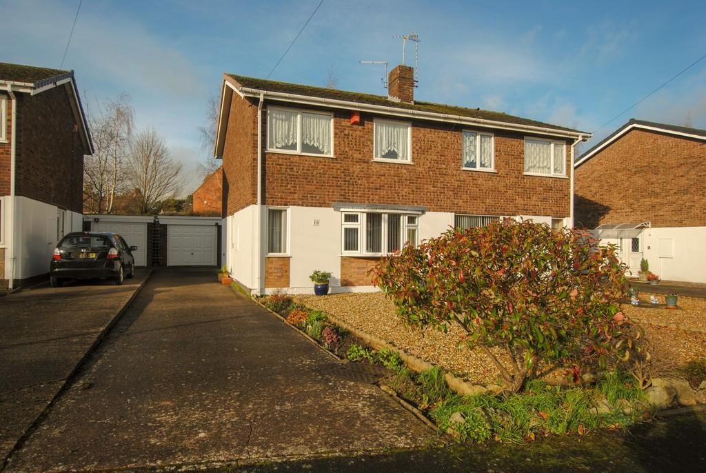 Appledore Gardens, Wellington, Telford, TF1 1RR. 3 bed semidetached