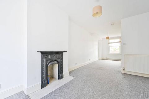 3 bedroom end of terrace house to rent, Addison Road, Guildford, GU1