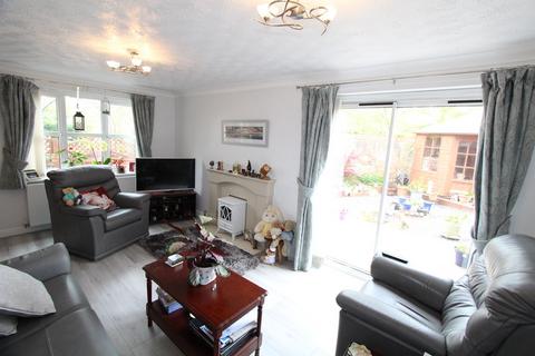 3 bedroom detached house for sale, 18 Carden Park Way