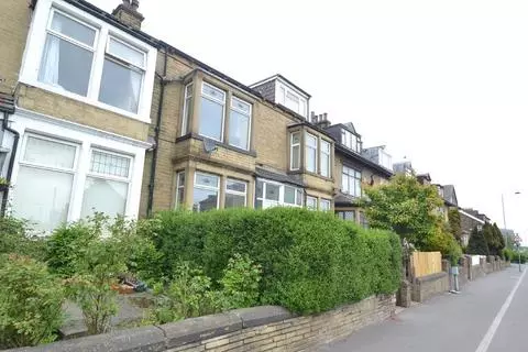 1 bedroom in a house share to rent - View 2