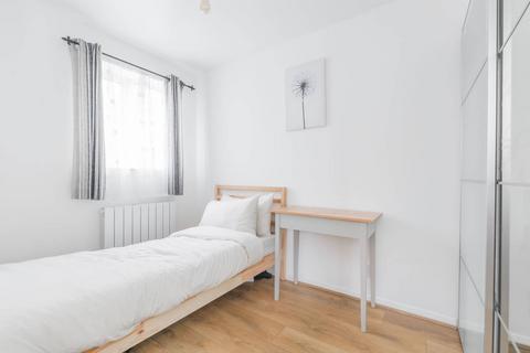 1 bedroom flat to rent - Abbey Lane, Stratford, London, E15