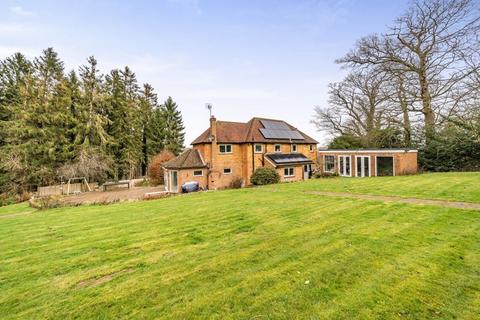 4 bedroom detached house for sale, Town Hill, Lamberhurst, Kent, TN3 8EP