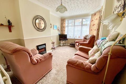 2 bedroom end of terrace house for sale - Dorchester Avenue, Bexley