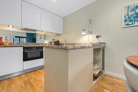 2 bedroom apartment for sale, Plas Gwynt, Cathedral Road, Pontcanna