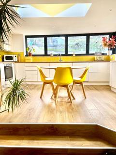 15 Ventonleague Row, Hayle, TR27 4EJ