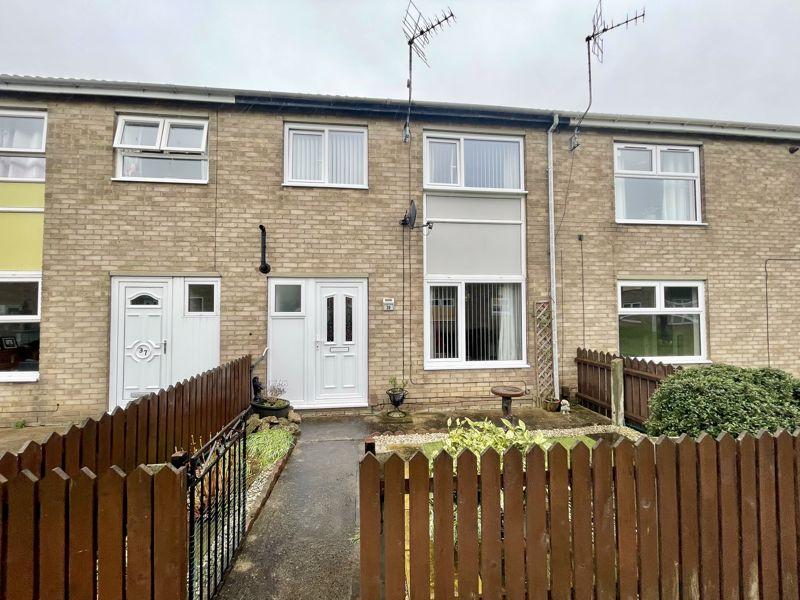 ESKDALE WAY, GRIMSBY 3 bed terraced house for sale £88,500